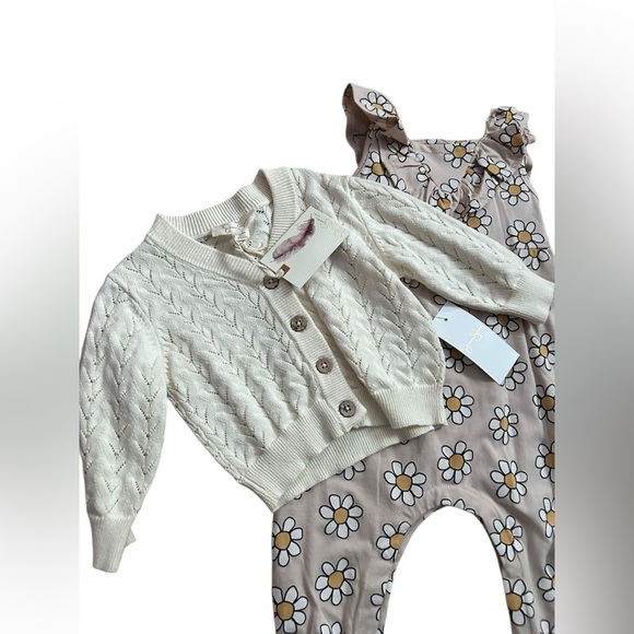 Jessica Simpson Cable Knit Cardigan and Floral Jumpsuit matching Set Size 3/6 MO - Picture 6 of 9